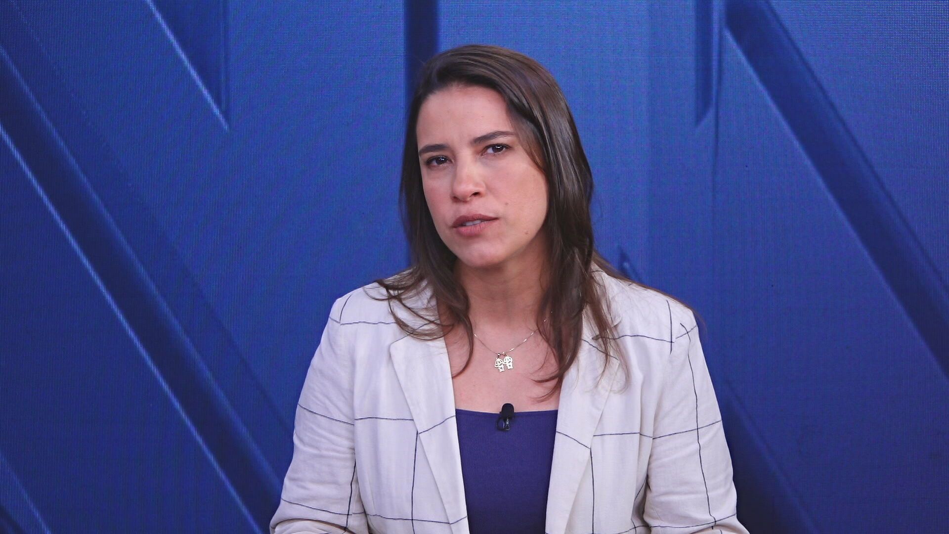 À CNN, Raquel Lyra defende cota para mulheres no Legislativo e diz sofrer diariamente violência política