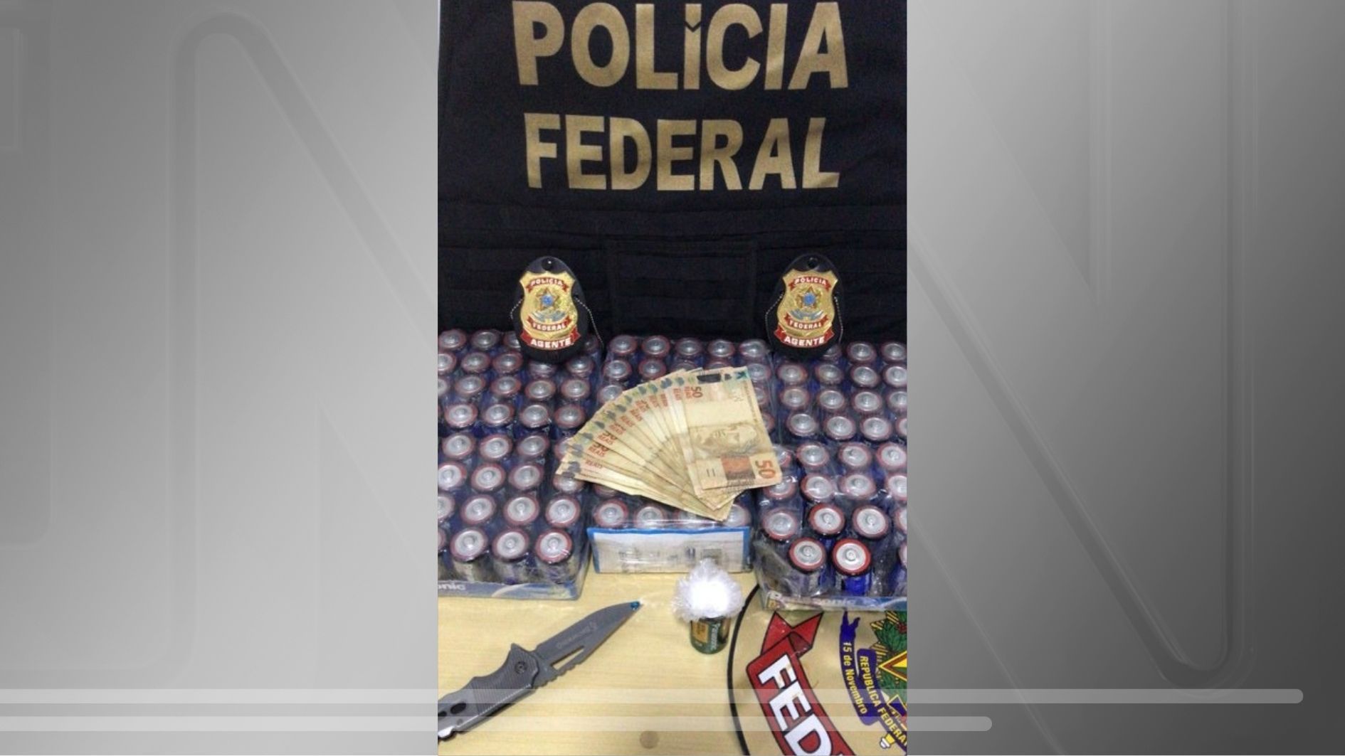PF prende peruano que tentava entrar no Brasil com cocaína dentro de pilhas